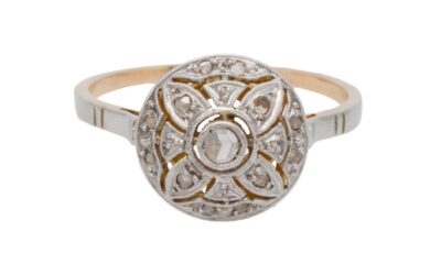 Bague de naissance : un bijou précieux pour célébrer l’arrivée d’un enfant
