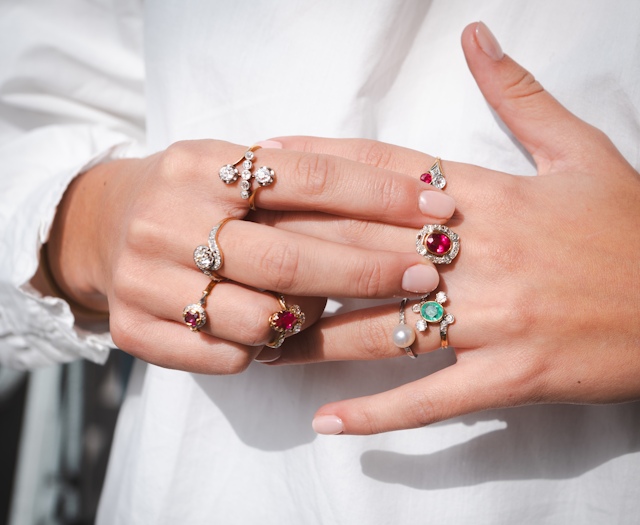 Bague Art Déco, bague Tank, solitaire ancien : quel style de bague ancienne choisir ?