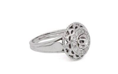 Bague de fiançailles : comment choisir une bague unique, ancienne ou vintage ?